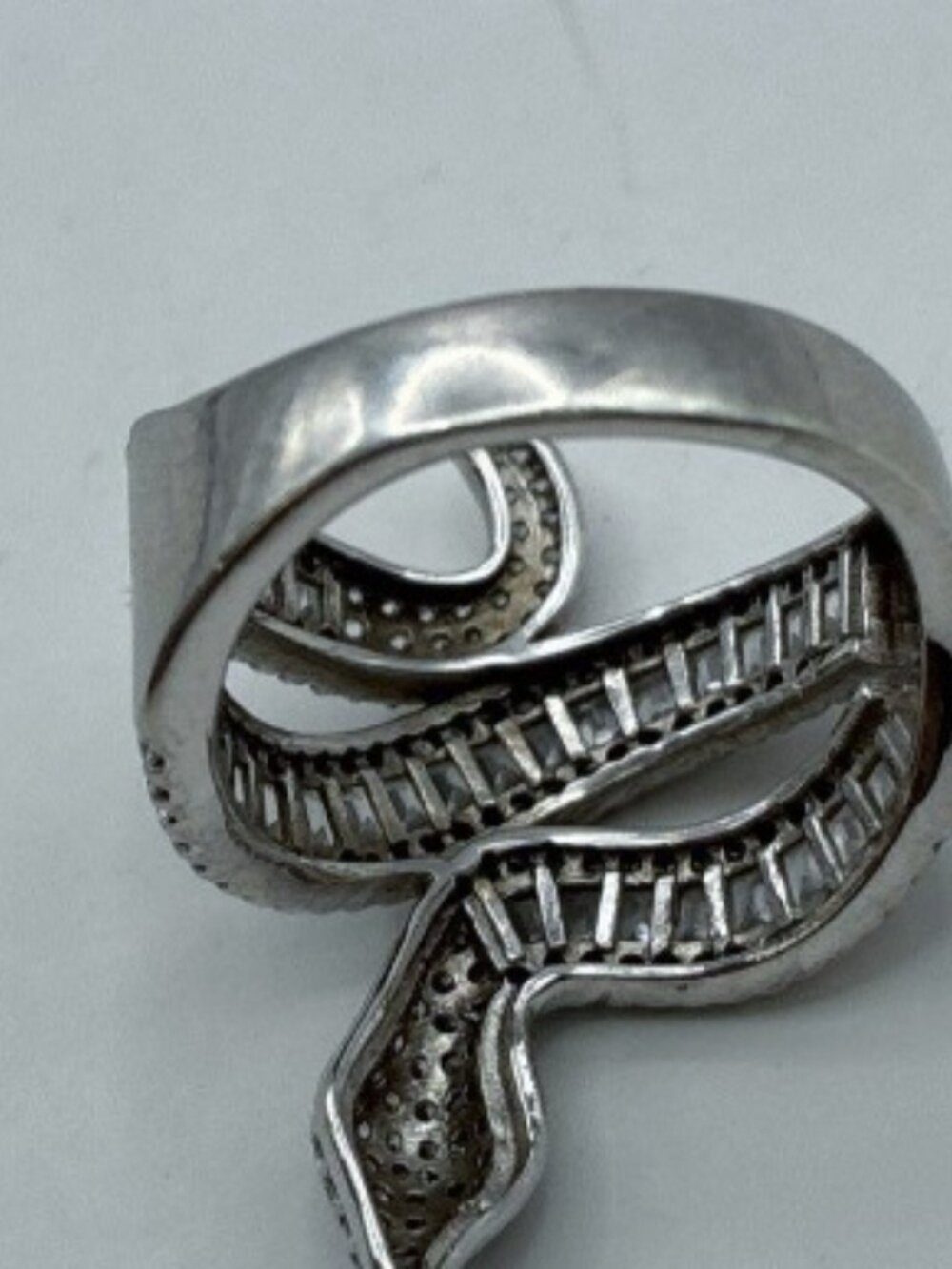 925 Sterling Silver Wrap Around Finger w Sparkling CZ's Statement Ring 6.75 - Picture 2 of 6